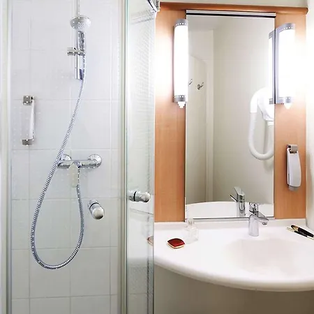 Ibis Centre Gare Otel